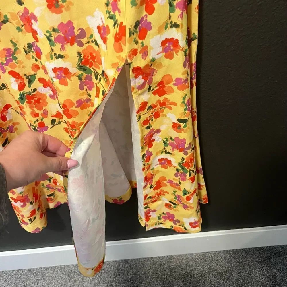 ALEXIA ADMOR LILY MIDI DRESS - Picture 10 of 15